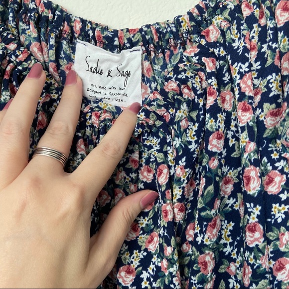 Floral Crop Top | Sadie & Sage - Picture 3 of 5